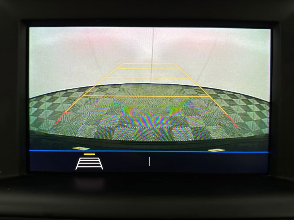 Used 2020 GMC Terrain SLE image 16