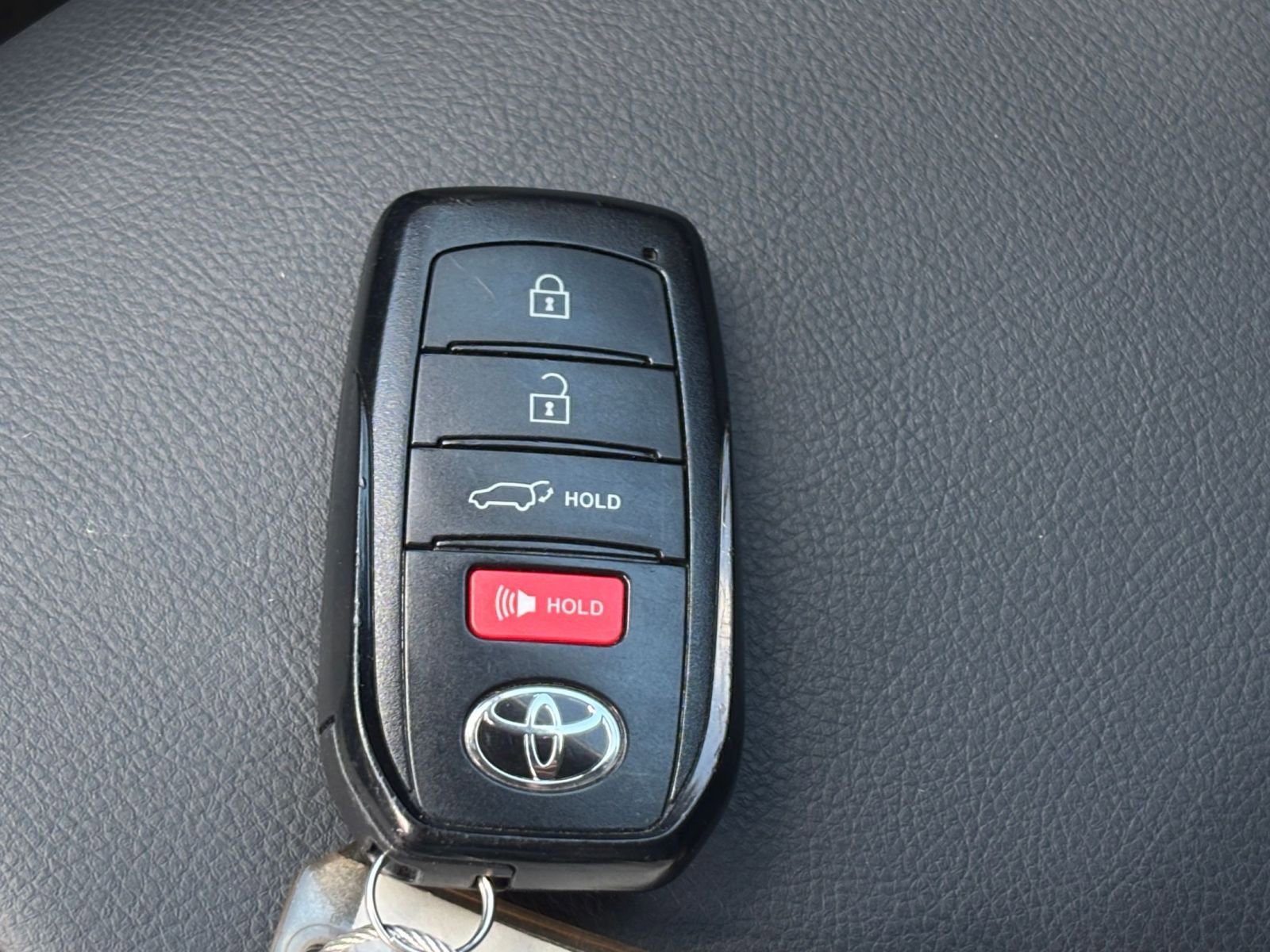 Used 2025 Toyota Highlander XSE AWD/4WD image 20