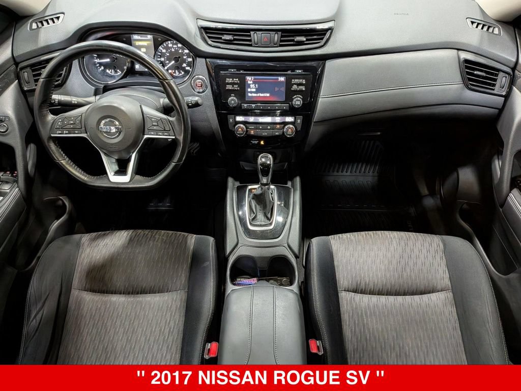 Used 2017 Nissan Rogue SV AWD/4WD image 25