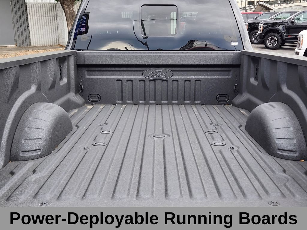 Used 2025 Ford F350 Lariat w/ Lariat Ultimate Package AWD/4WD image 19