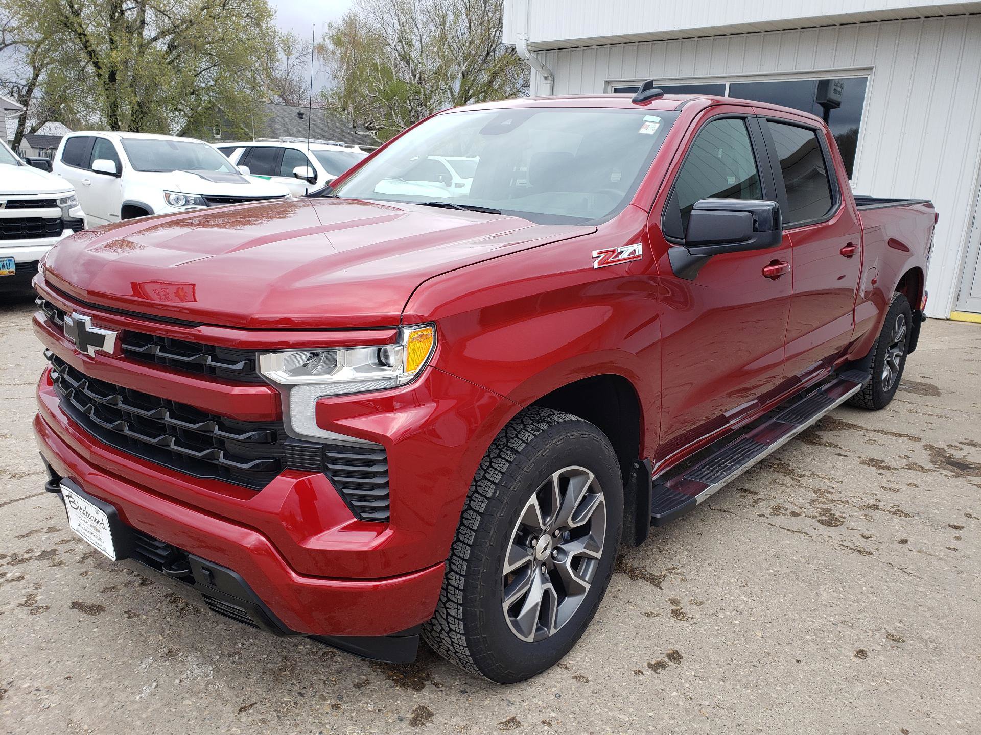 Used 2022 Chevrolet Silverado 1500 RST AWD/4WD image 1