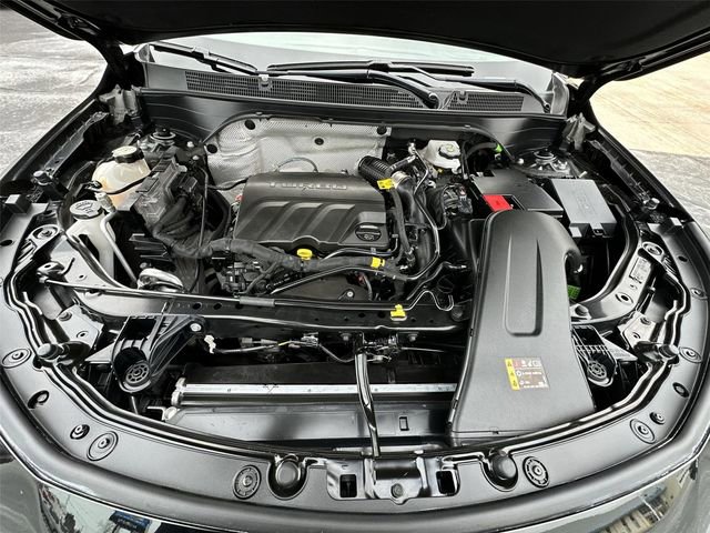 Certified 2025 Buick Envista Sport Touring image 28
