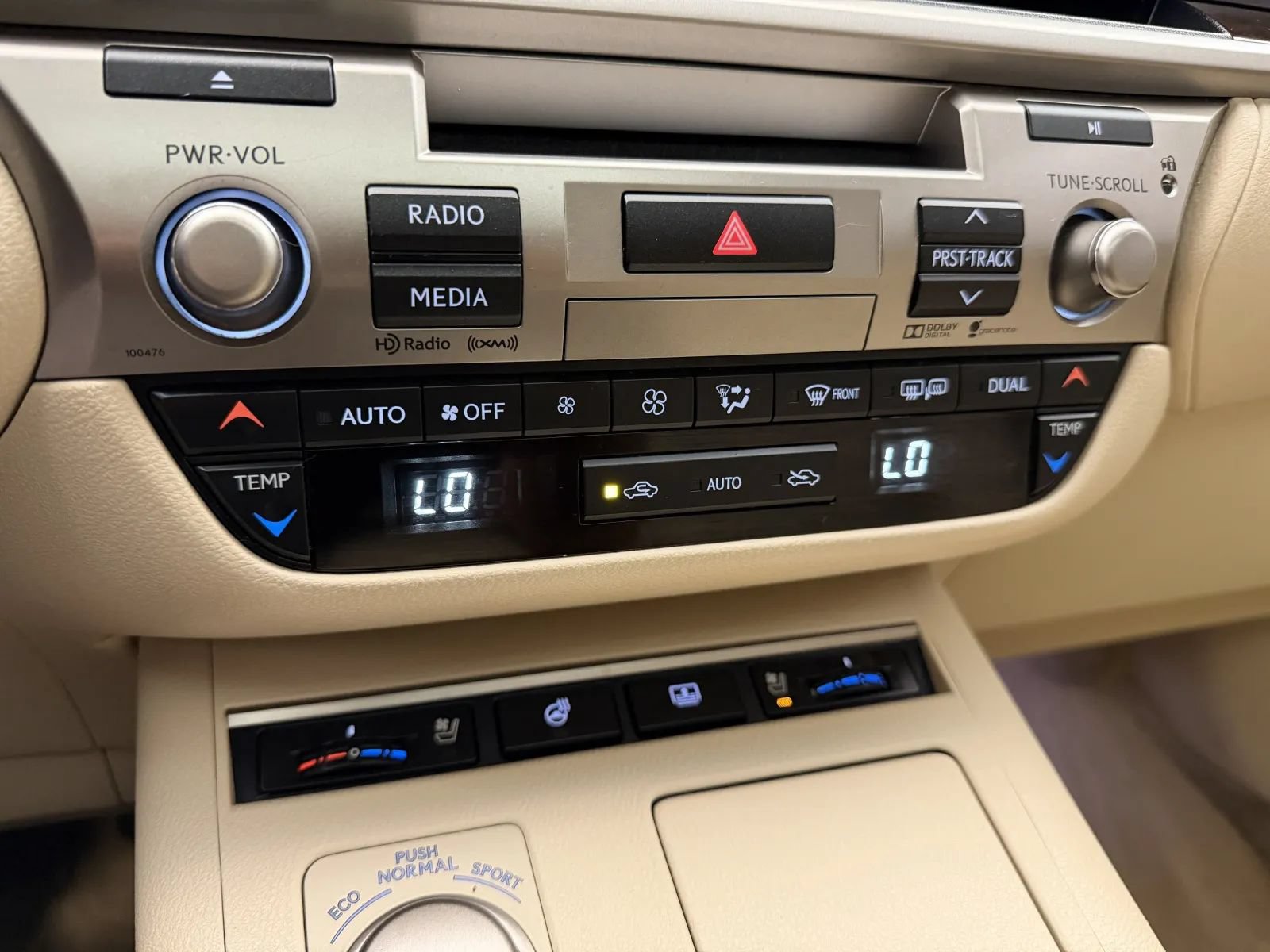 Used 2015 Lexus ES 350 w/ Luxury Package FWD image 19