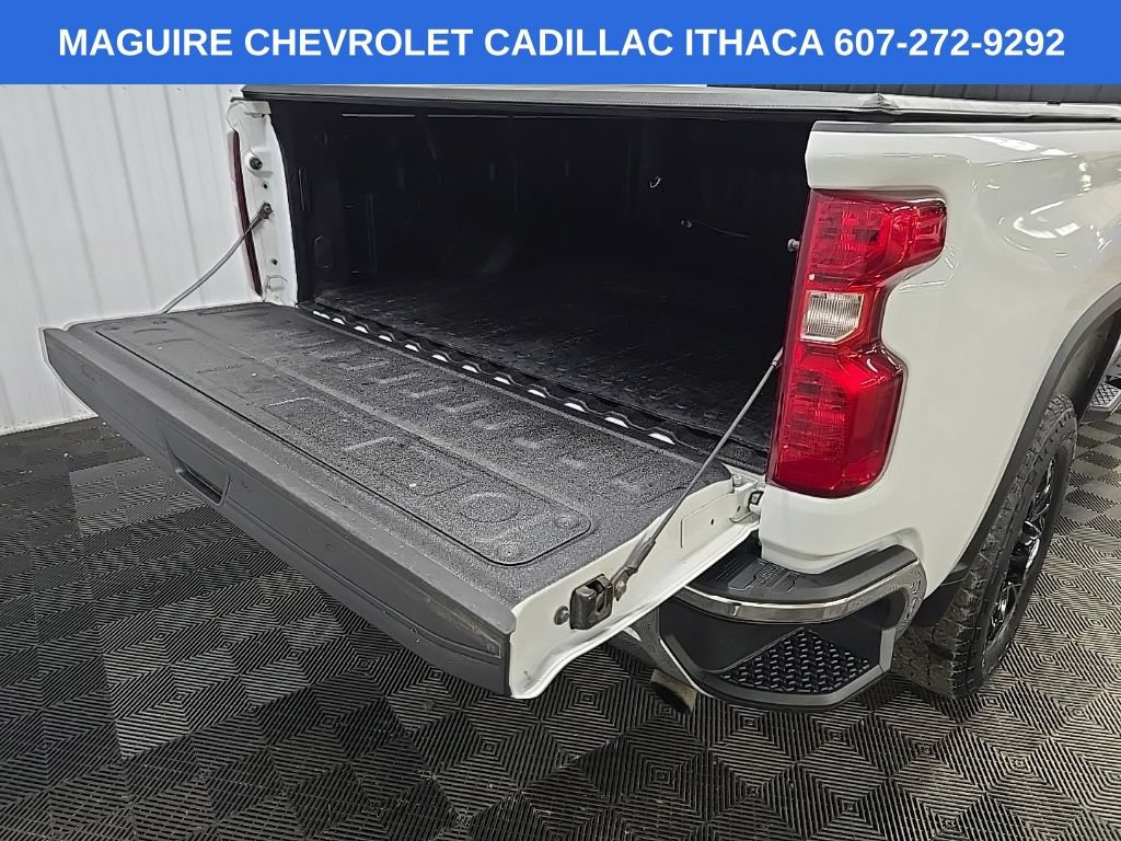 Used 2025 Chevrolet Silverado 2500 LT AWD/4WD image 11