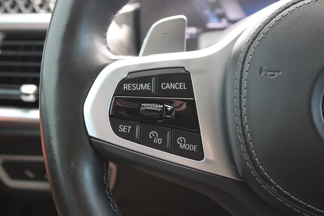 Used 2025 BMW X7 M60i AWD/4WD image 13