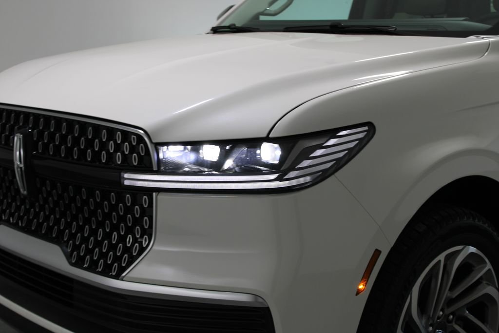 New 2026 Lincoln Navigator L Reserve AWD/4WD image 64