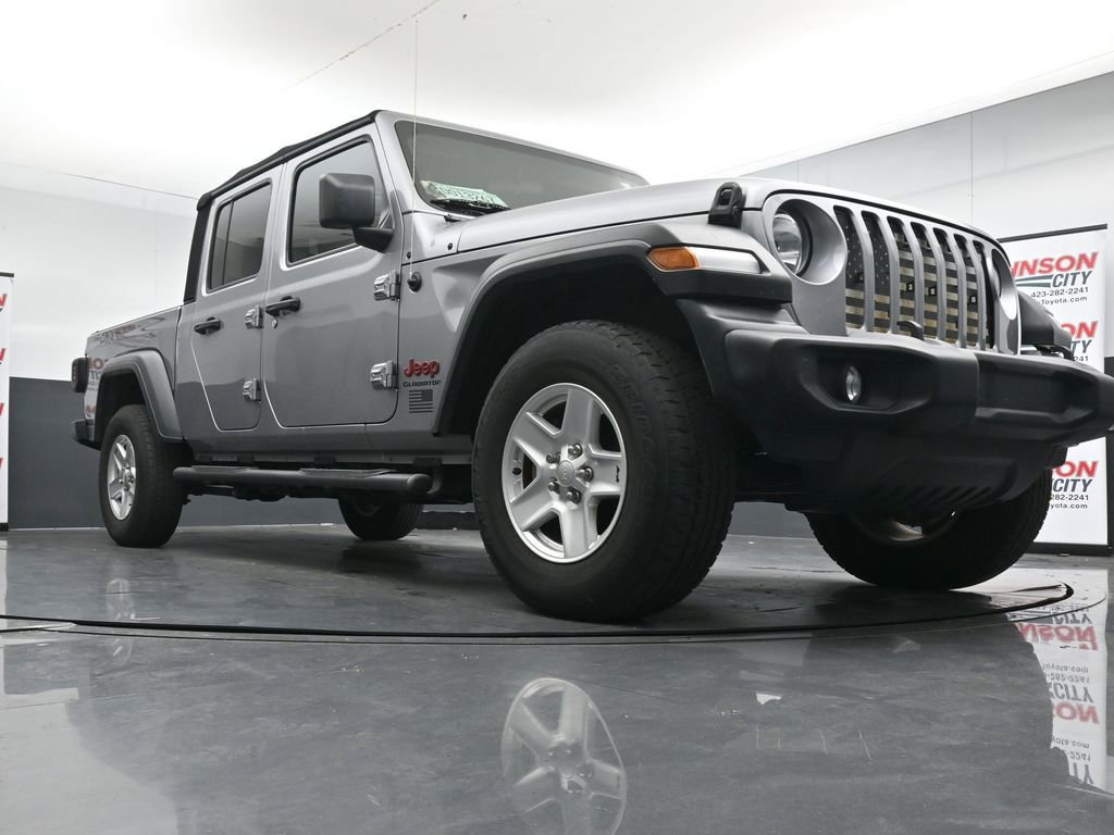 Used 2020 Jeep Gladiator Sport w/ Quick Order Package 24S AWD/4WD image 18