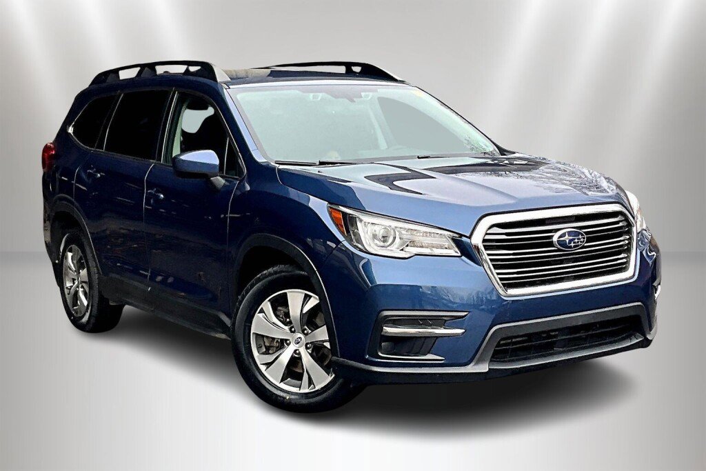 Used 2022 Subaru Ascent Premium w/ Convenience Package