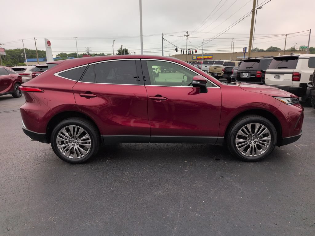 Certified 2022 Toyota Venza Limited w/ Advanced Technology Package AWD/4WD image 6