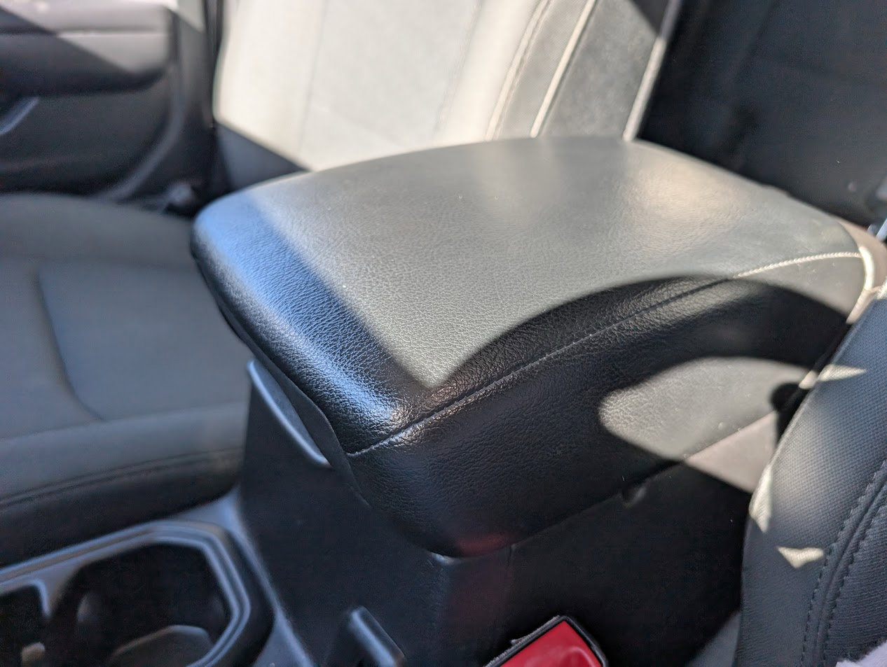 Used 2018 Jeep Wrangler Unlimited Sport S image 27