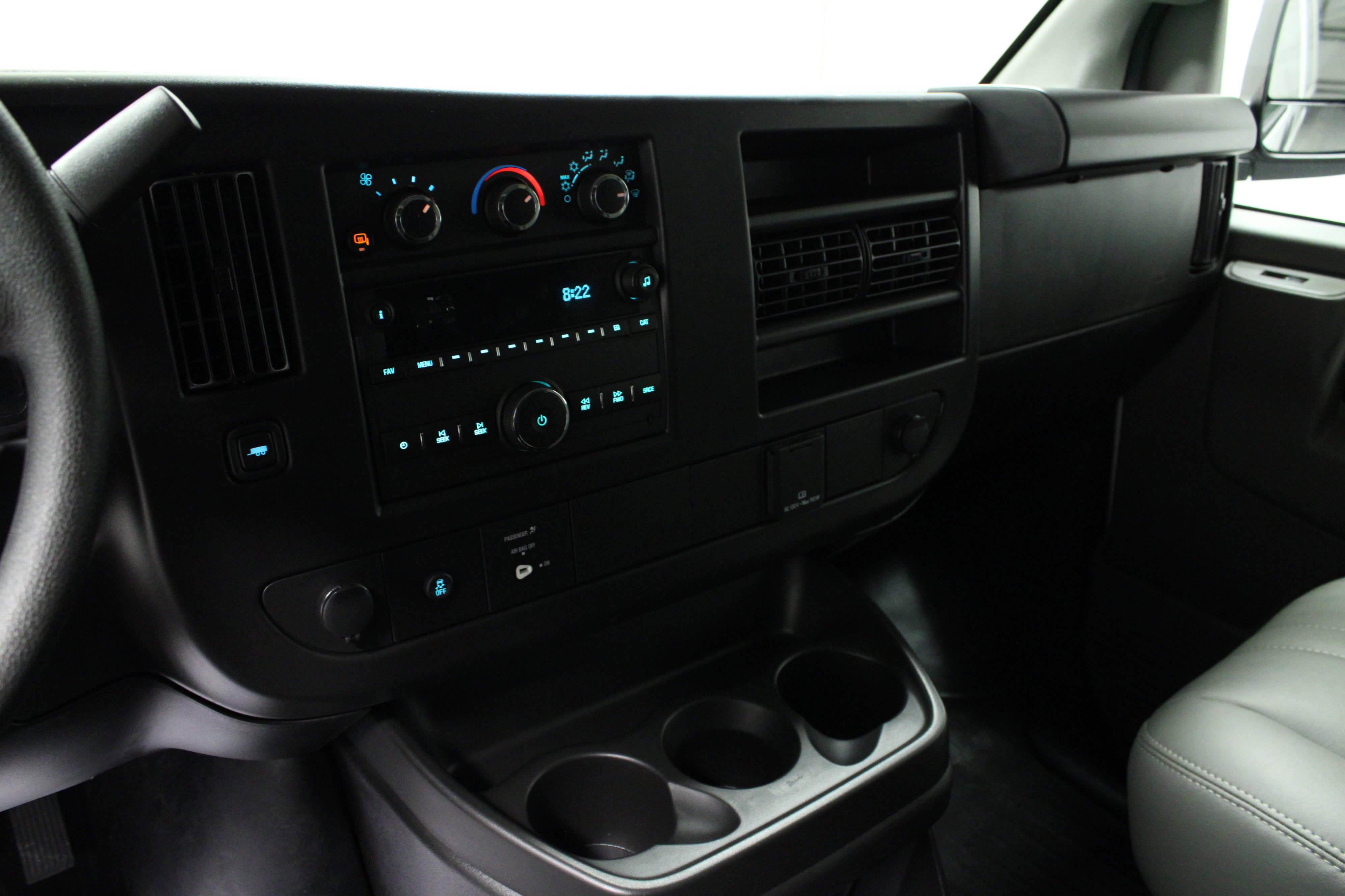 New 2026 GMC Savana 2500 Extended RWD image 18
