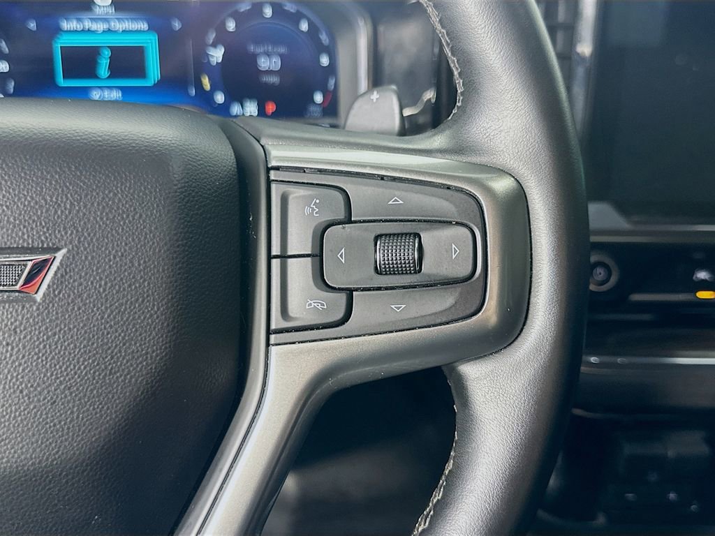 Used 2023 Chevrolet Silverado 1500 RST AWD/4WD image 23