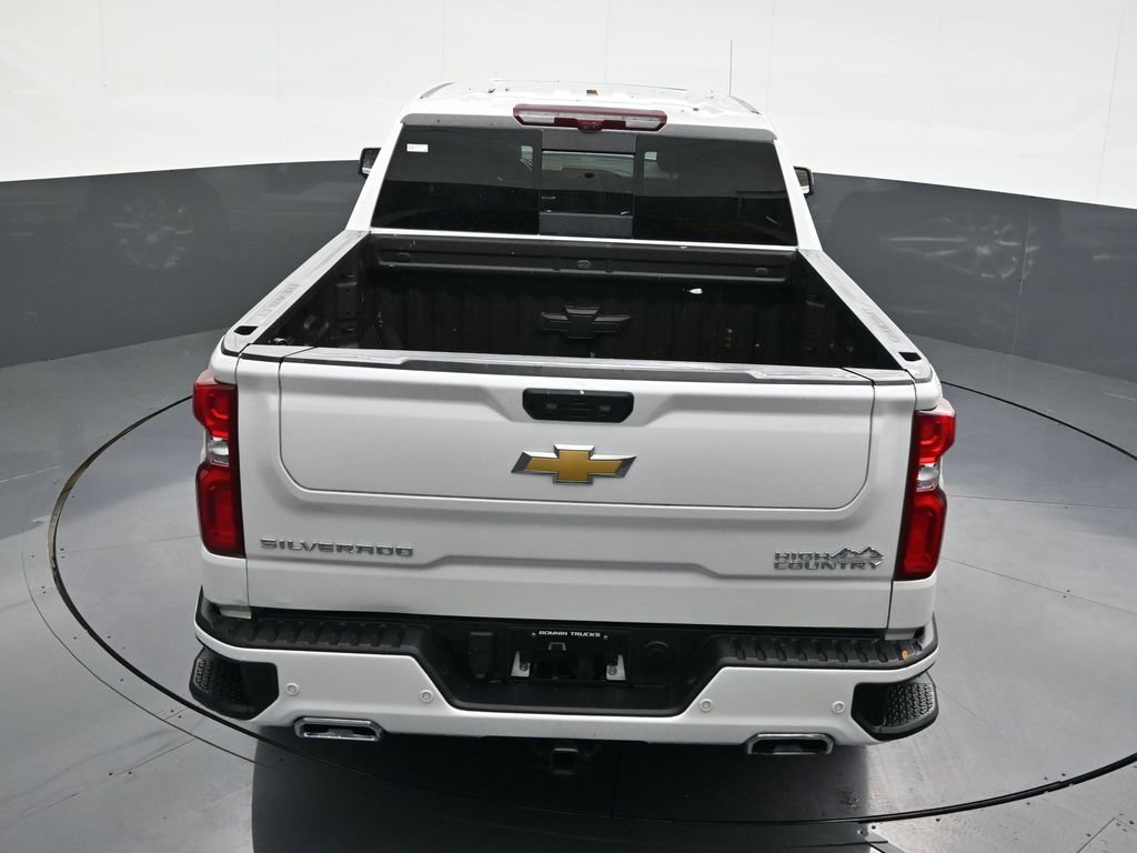 Used 2025 Chevrolet Silverado 1500 High Country w/ High Country Premium Package image 19