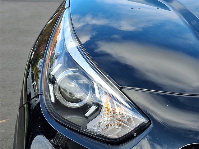 Used 2022 Kia Niro LX image 10