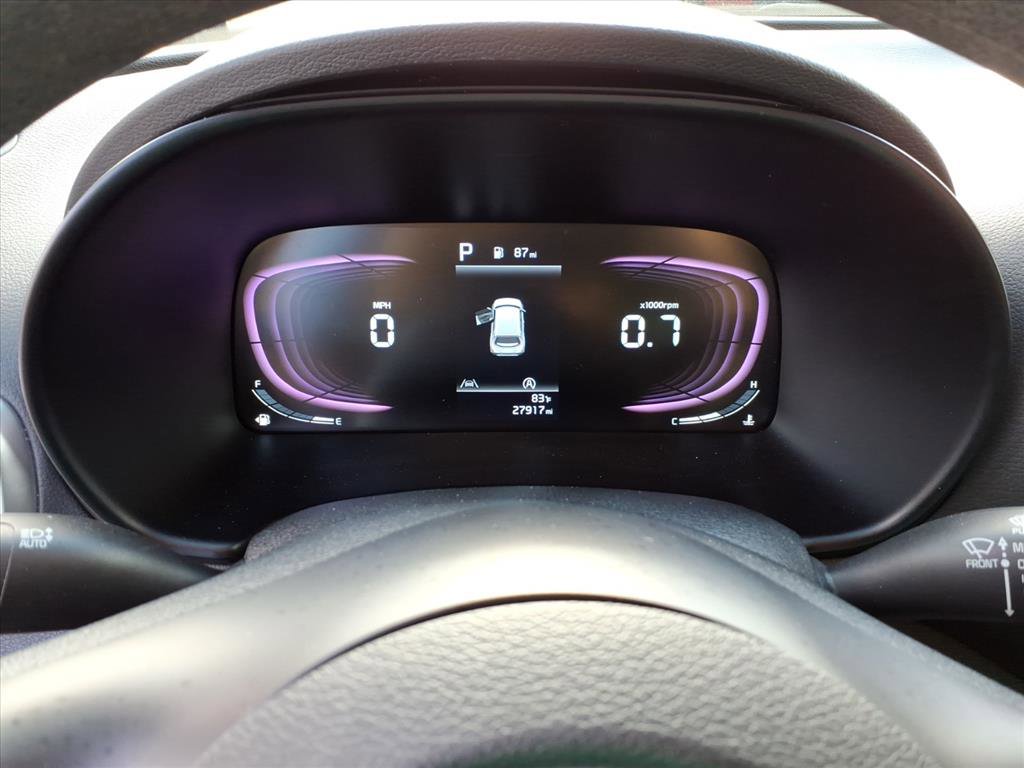 Used 2025 Kia Soul LX w/ LX Technology Package FWD image 24