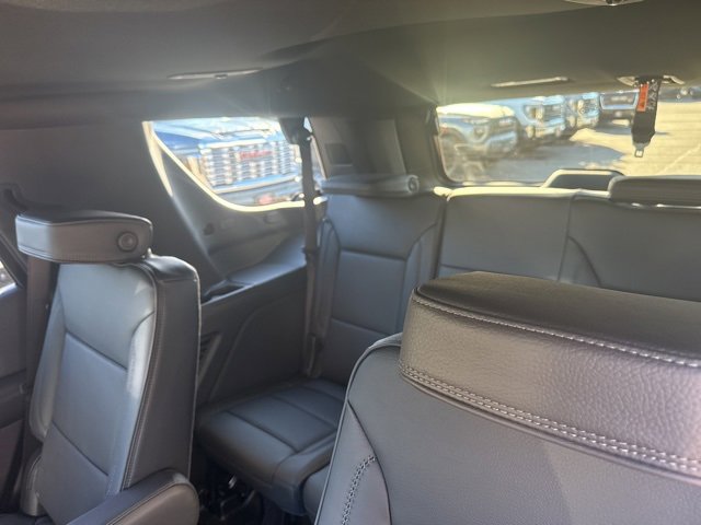 New 2026 GMC Yukon Denali w/ Denali Reserve Package image 28