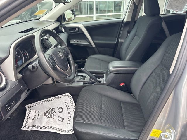 Used 2016 Toyota RAV4 LE AWD/4WD image 22