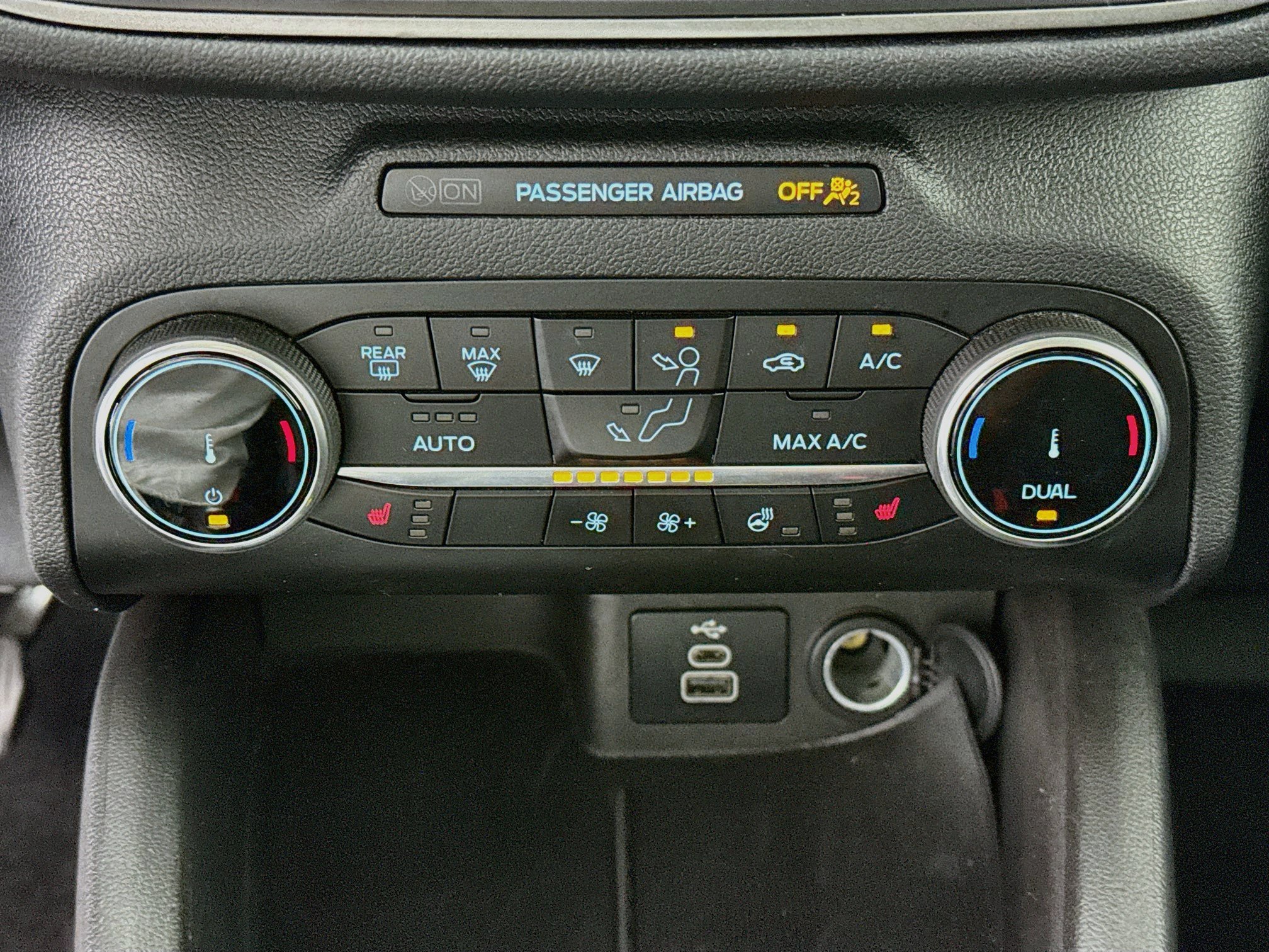 Used 2024 Ford Escape Active AWD/4WD image 15