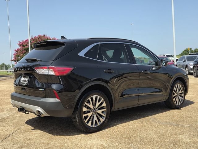 Used 2020 Ford Escape Titanium w/ Titanium Premium Package 2.0 AWD/4WD image 3