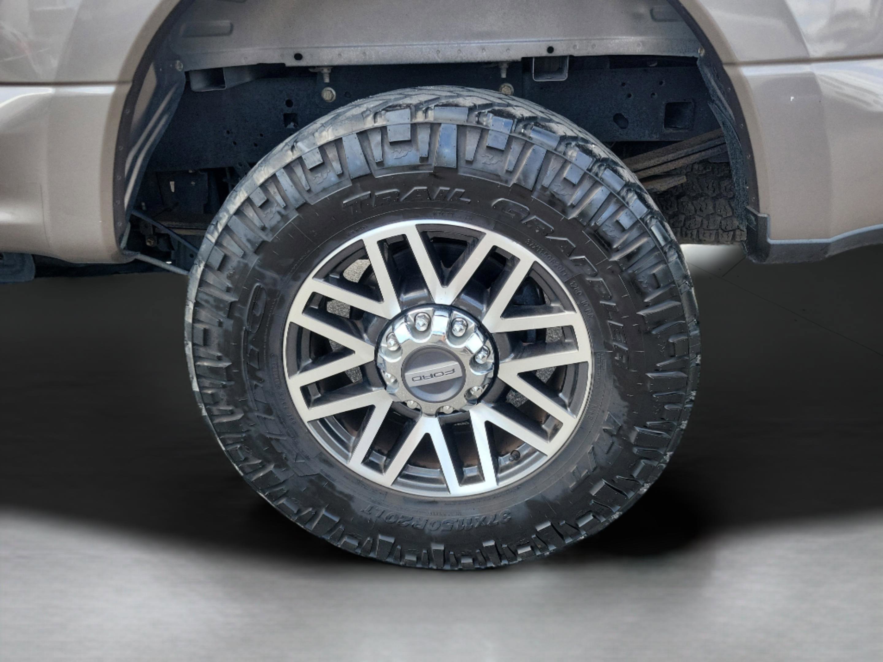 Used 2019 Ford F250 Lariat w/ Lariat Ultimate Package AWD/4WD image 31