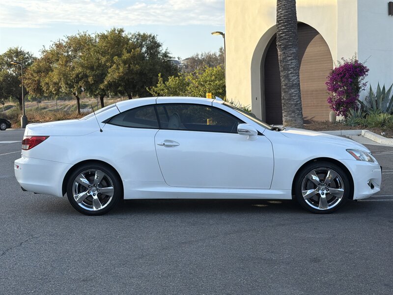 Used 2010 Lexus IS 350C RWD image 27