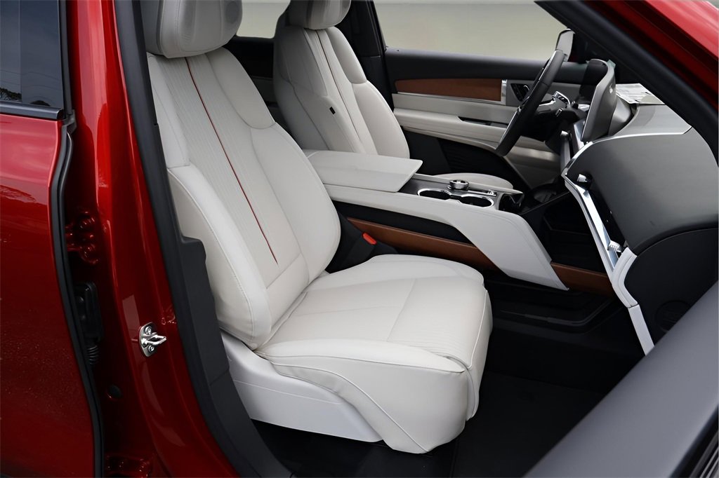 New 2026 Cadillac Vistiq Luxury image 23