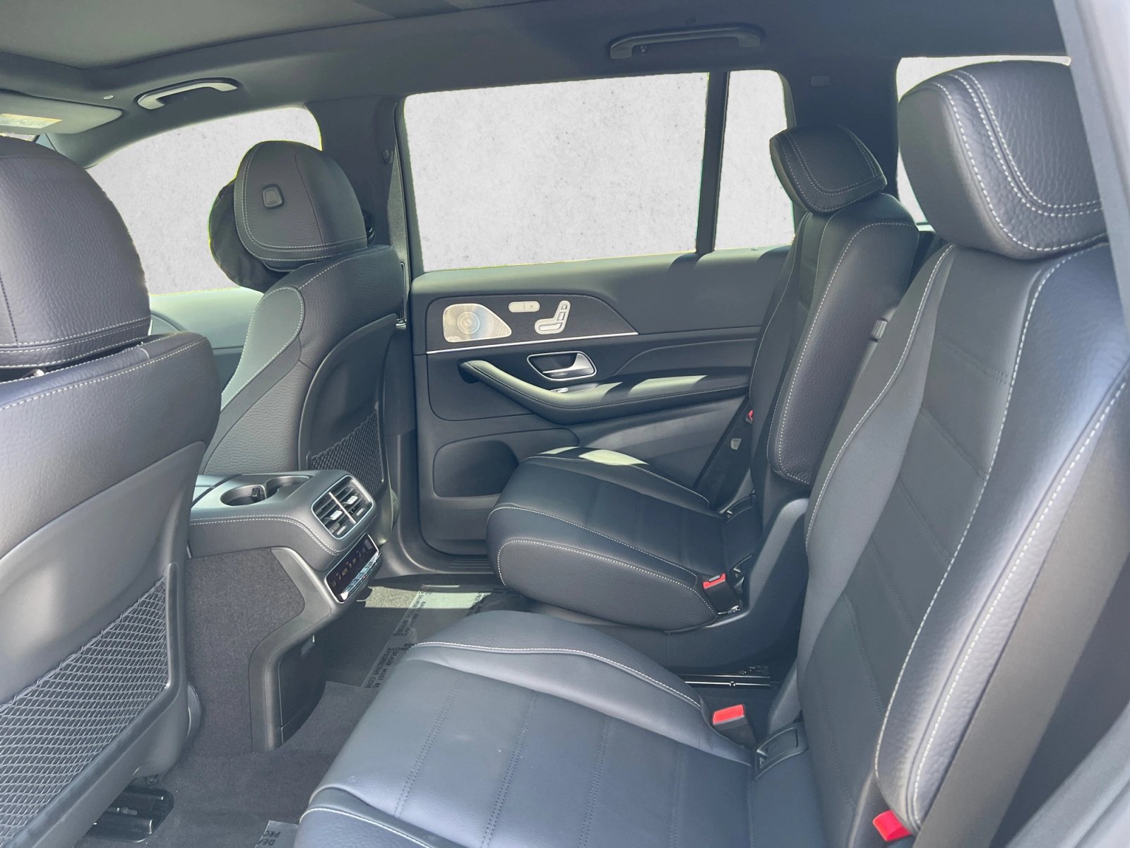 New 2026 Mercedes-Benz GLS 450 4MATIC image 17