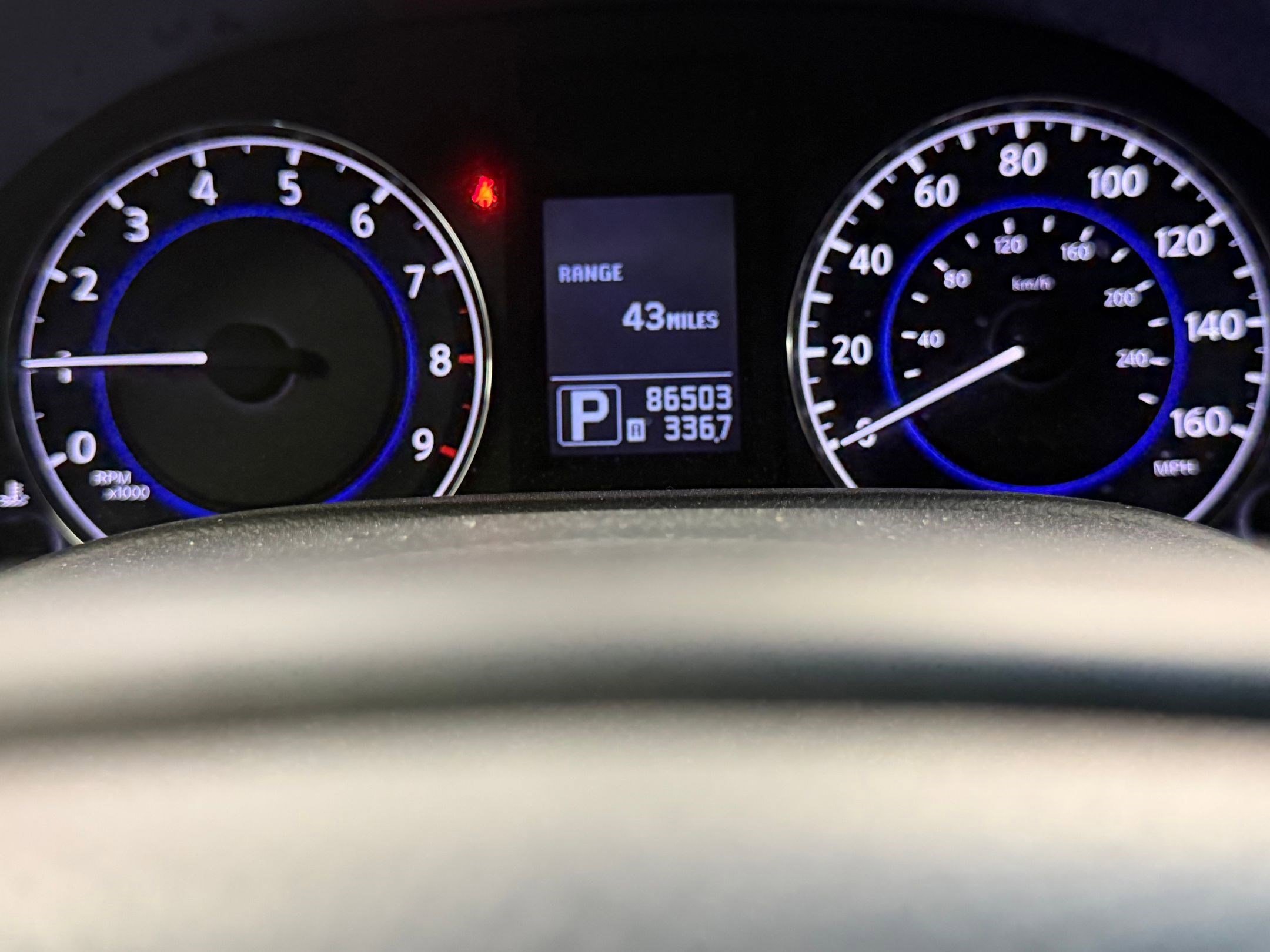 Used 2013 INFINITI G37 x w/ Premium Pkg image 17