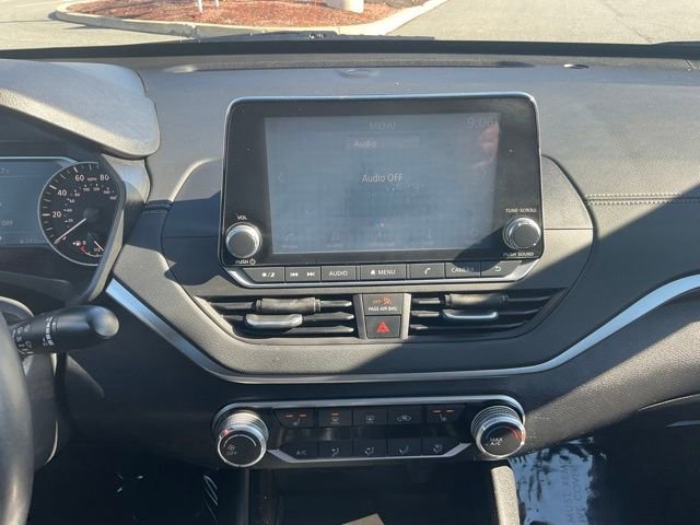 Used 2021 Nissan Altima 2.5 SV w/ SV Premium Package image 19