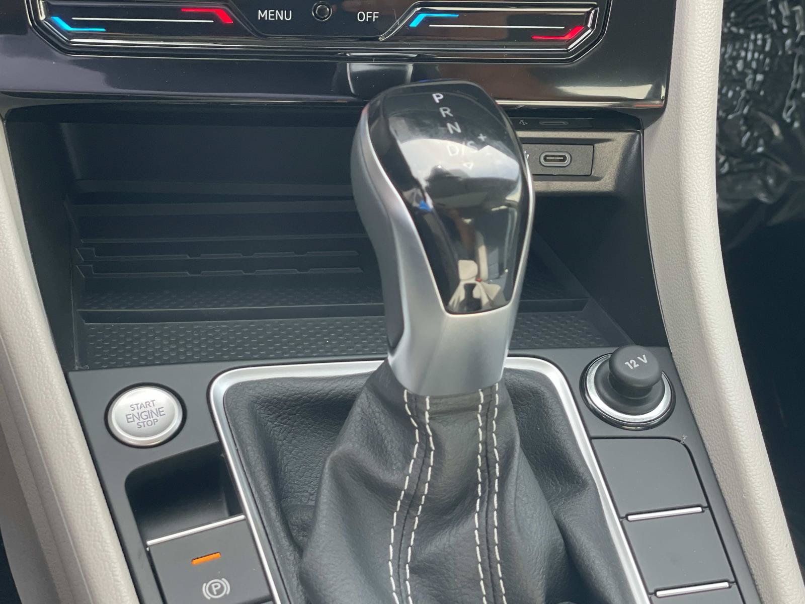 New 2026 Volkswagen Jetta SE FWD image 16