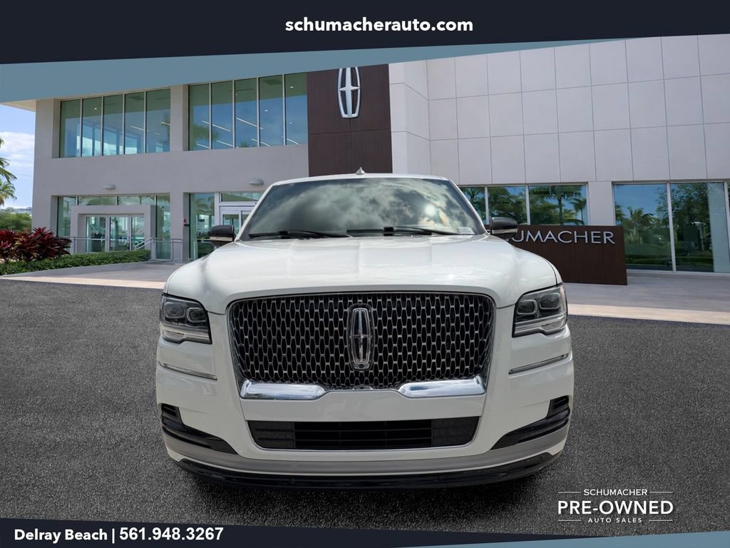 Used 2022 Lincoln Navigator L Reserve RWD image 2