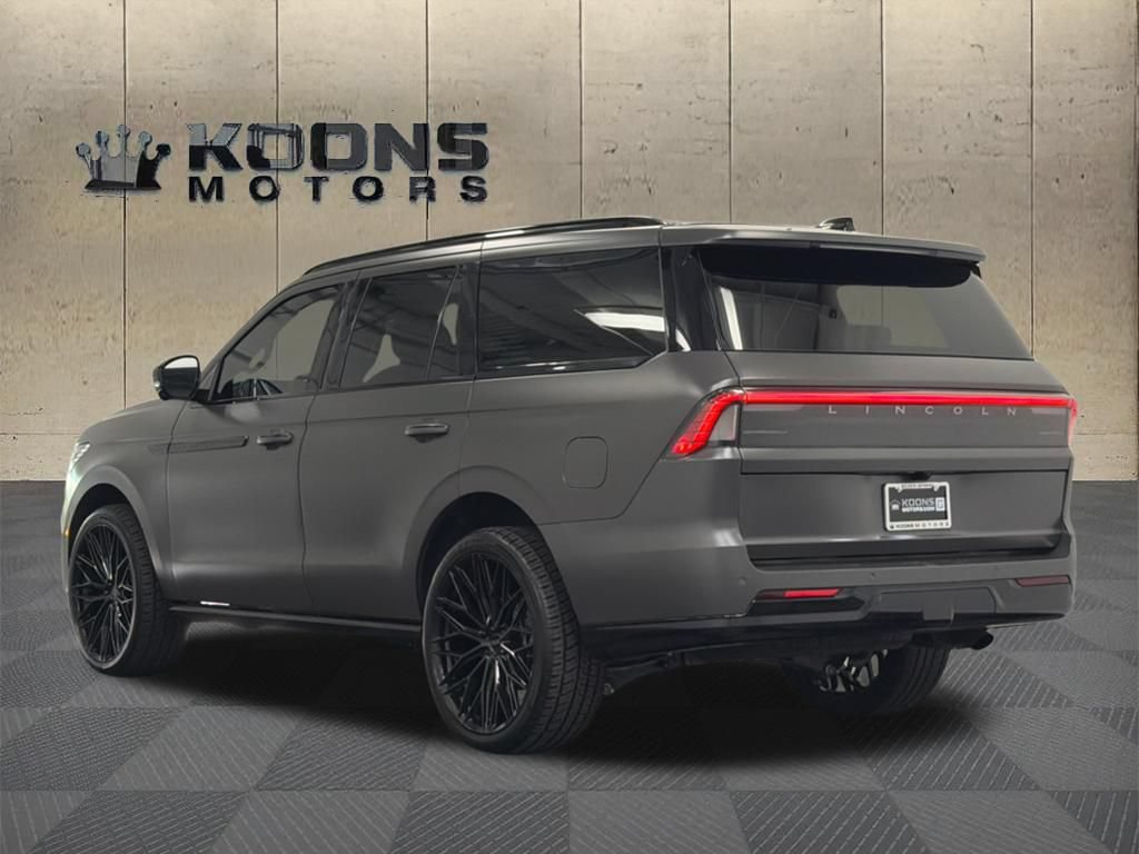 New 2025 Lincoln Navigator Black Label AWD/4WD image 7