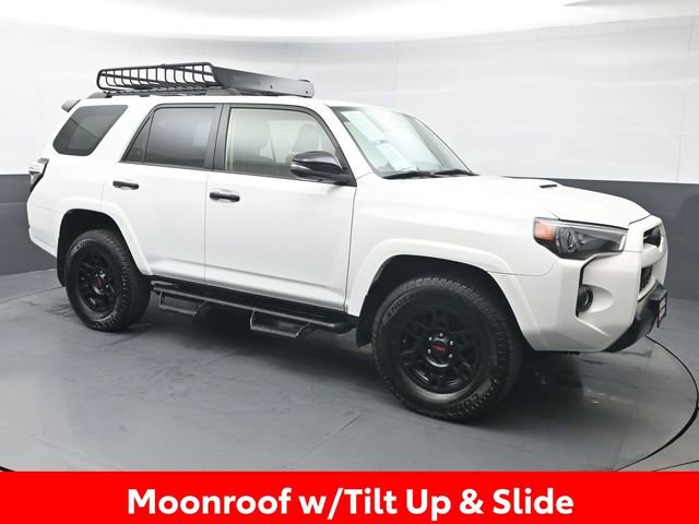 Certified 2021 Toyota 4Runner Venture w/ Moonroof Package AWD/4WD image 10
