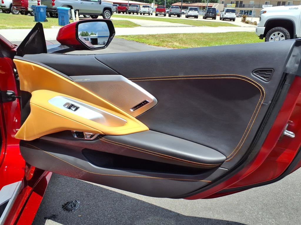 Used 2023 Chevrolet Corvette Stingray Preferred Conv w/ Z51 Performance Package RWD image 17