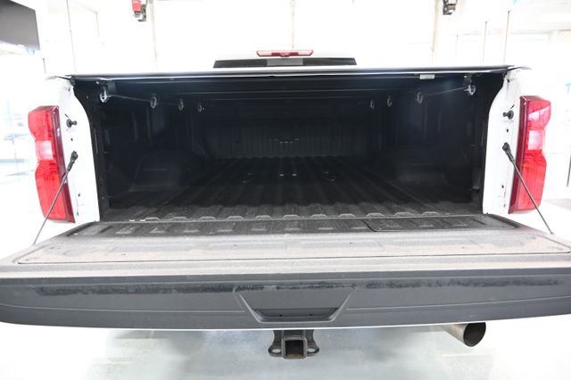 Used 2021 Chevrolet Silverado 3500 LTZ w/ LTZ Plus Package AWD/4WD image 8