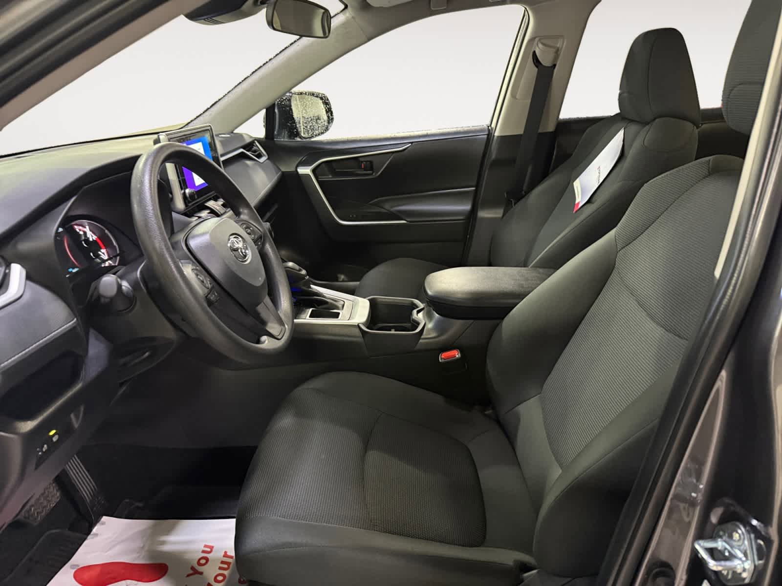 Used 2025 Toyota RAV4 LE FWD image 15