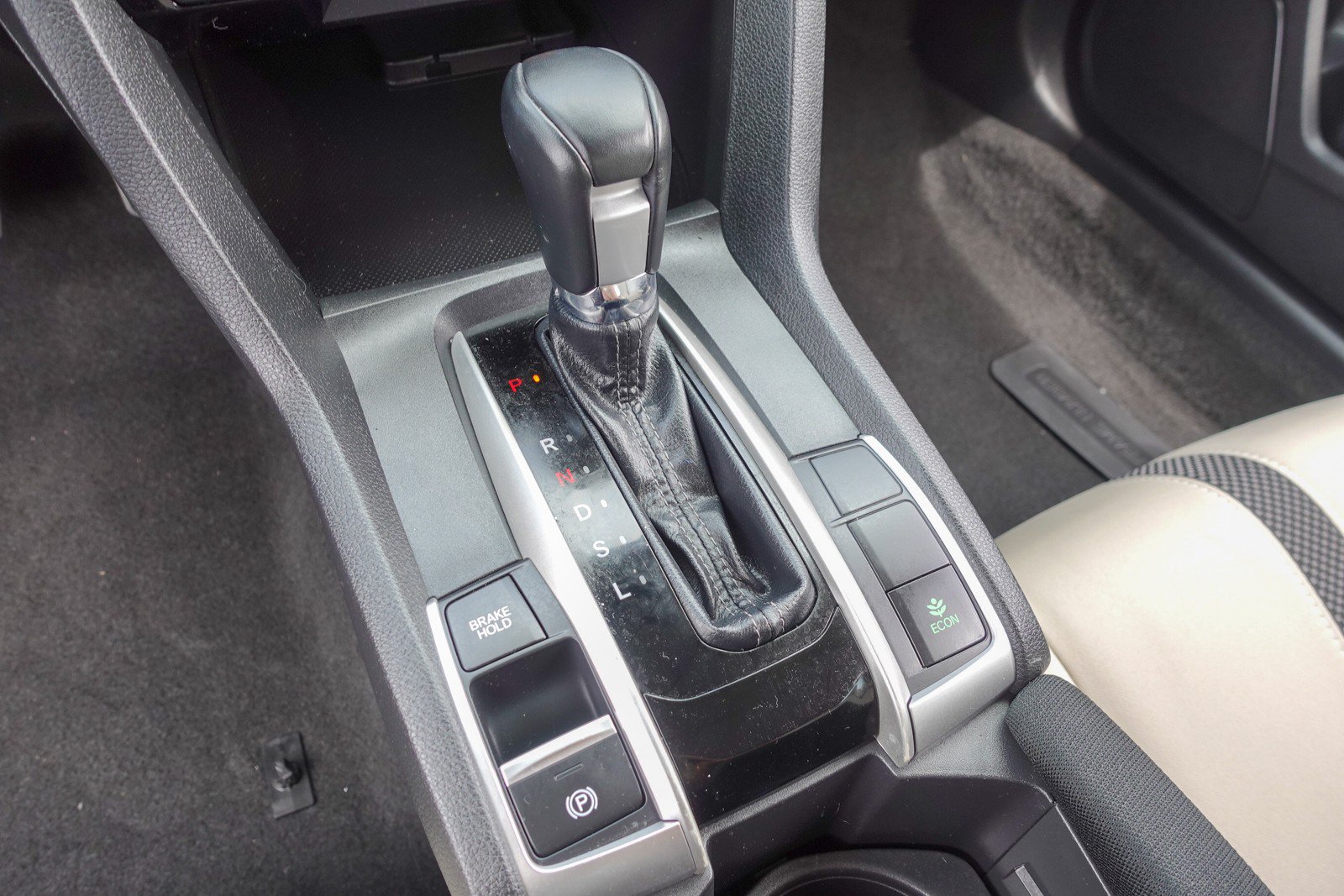 Used 2020 Honda Civic EX image 16
