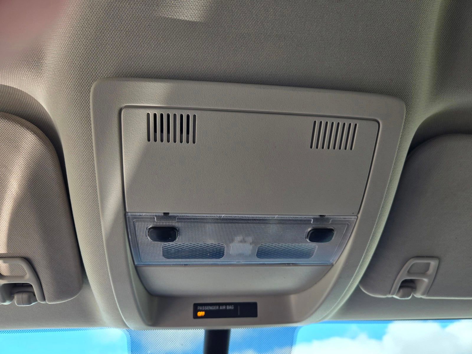 Used 2014 Chevrolet Suburban LT image 29