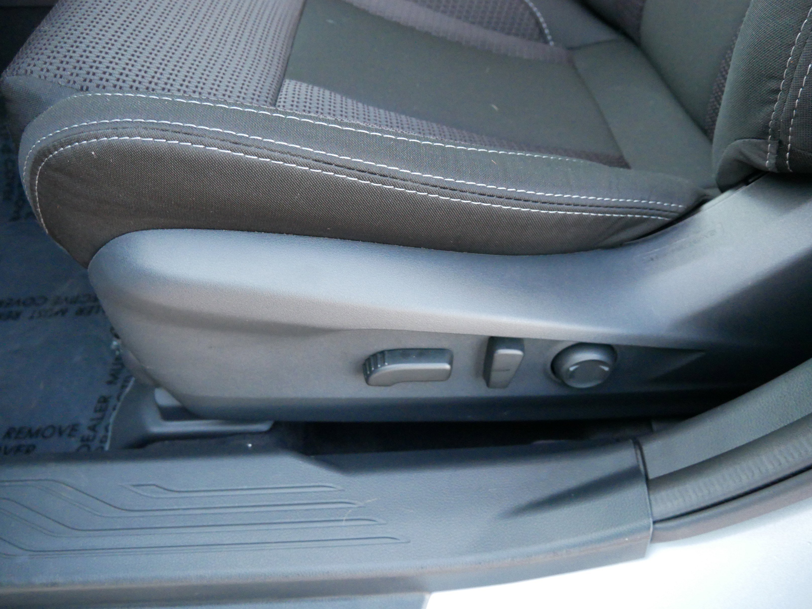 Certified 2025 Subaru Outback Premium image 20