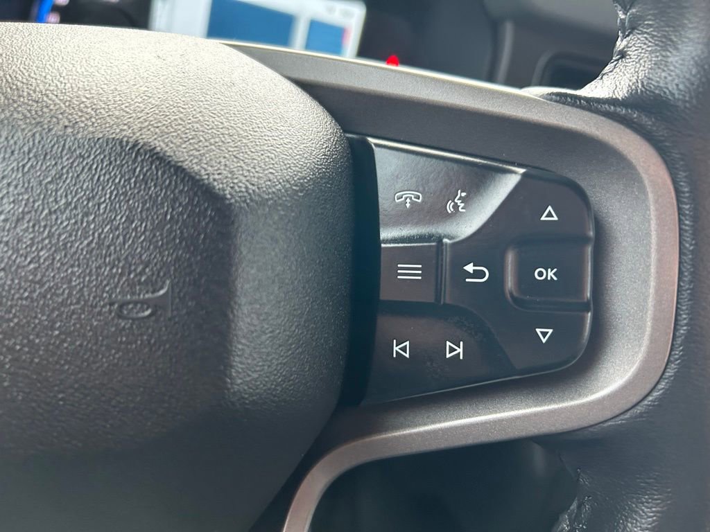 Certified 2024 Ford Bronco Black Diamond image 19