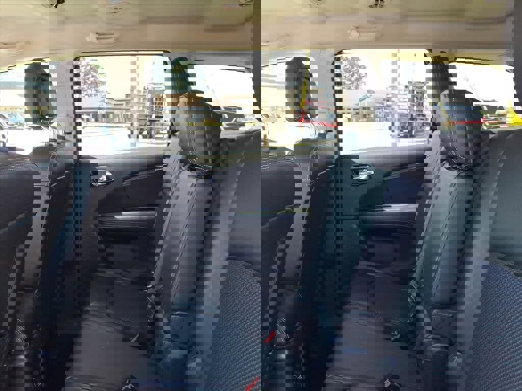 Used 2017 Dodge Journey Crossroad image 8