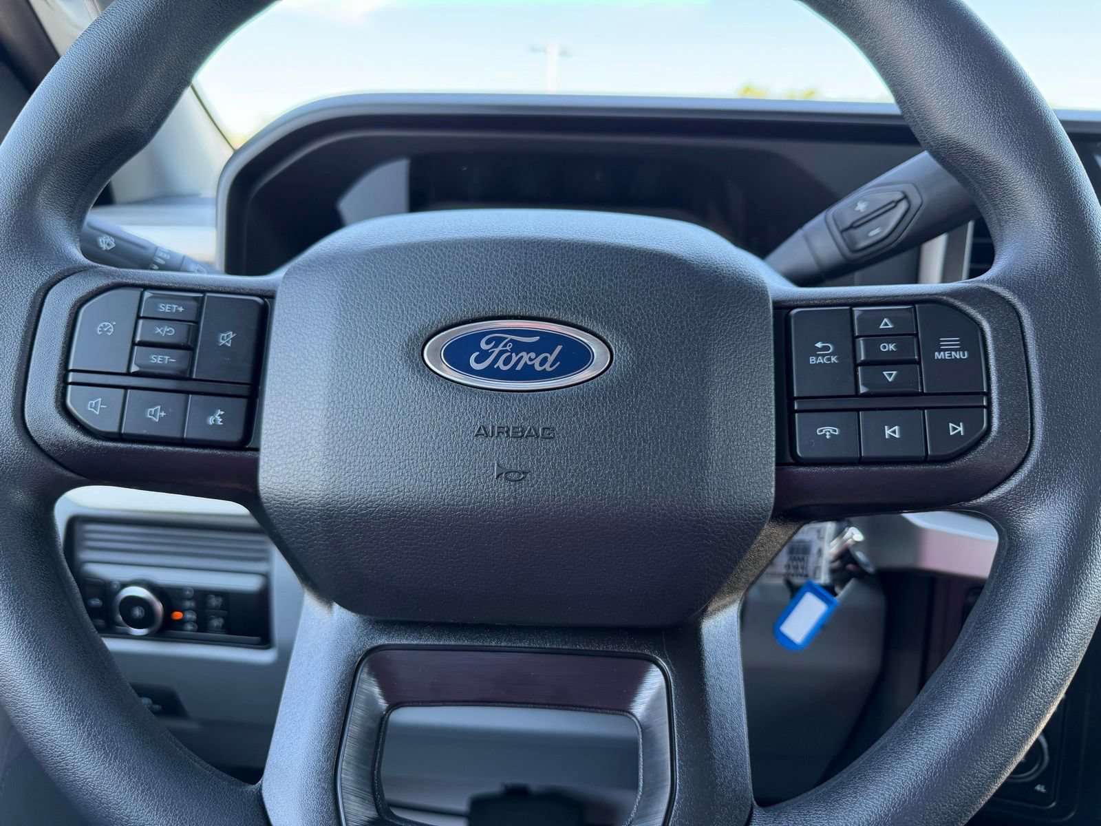 New 2026 Ford F250 XLT w/ FX4 Off-Road Package AWD/4WD image 17