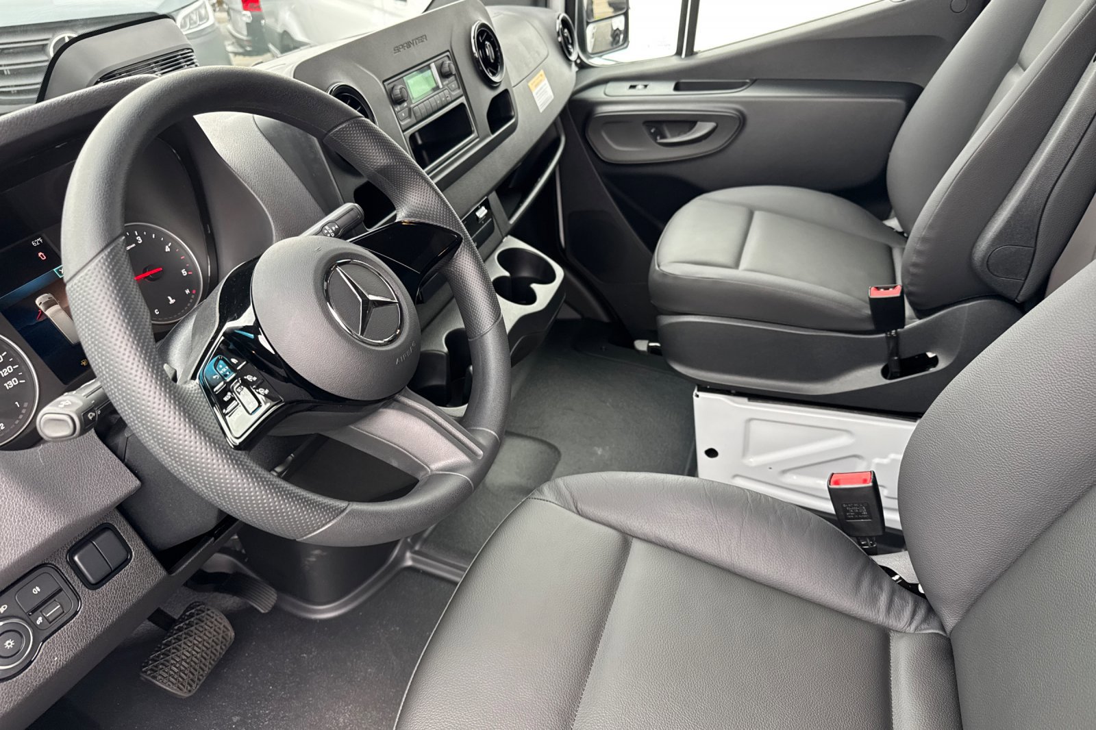 New 2026 Mercedes-Benz Sprinter 2500 image 10