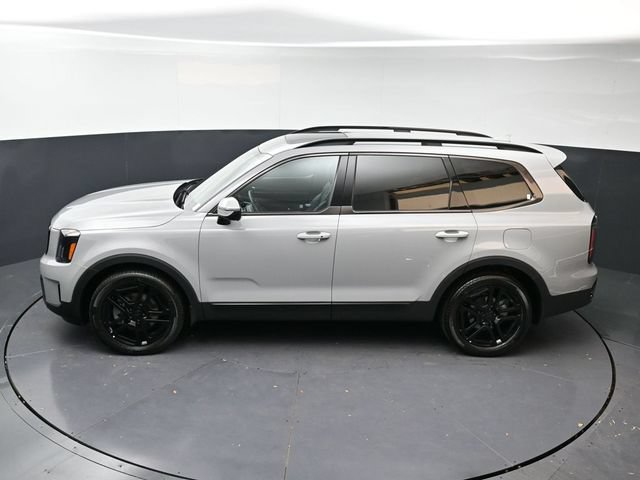 Used 2025 Kia Telluride EX X-Line AWD/4WD image 32
