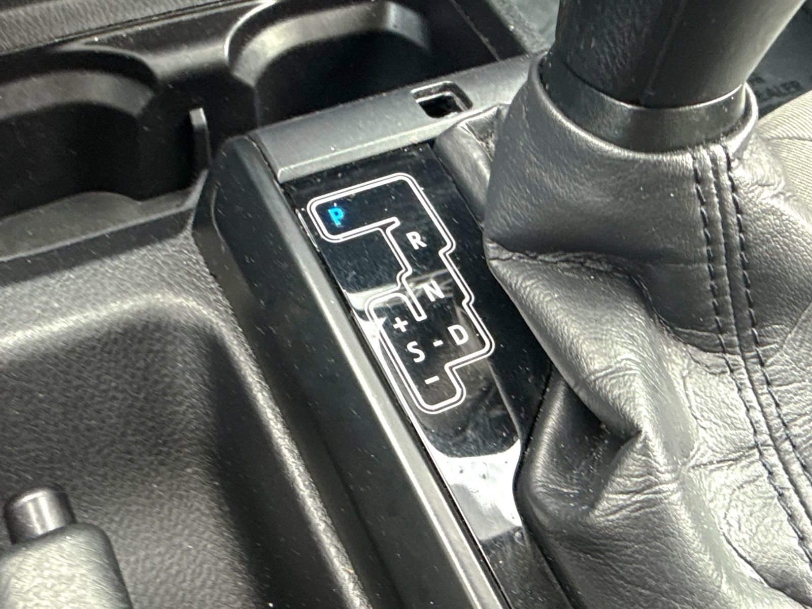 Used 2021 Toyota Tacoma SR image 34