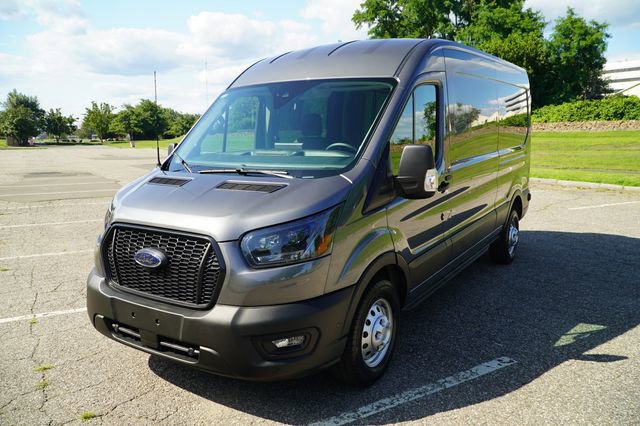 Used 2024 Ford Transit 350 148 Medium Roof AWD image 4