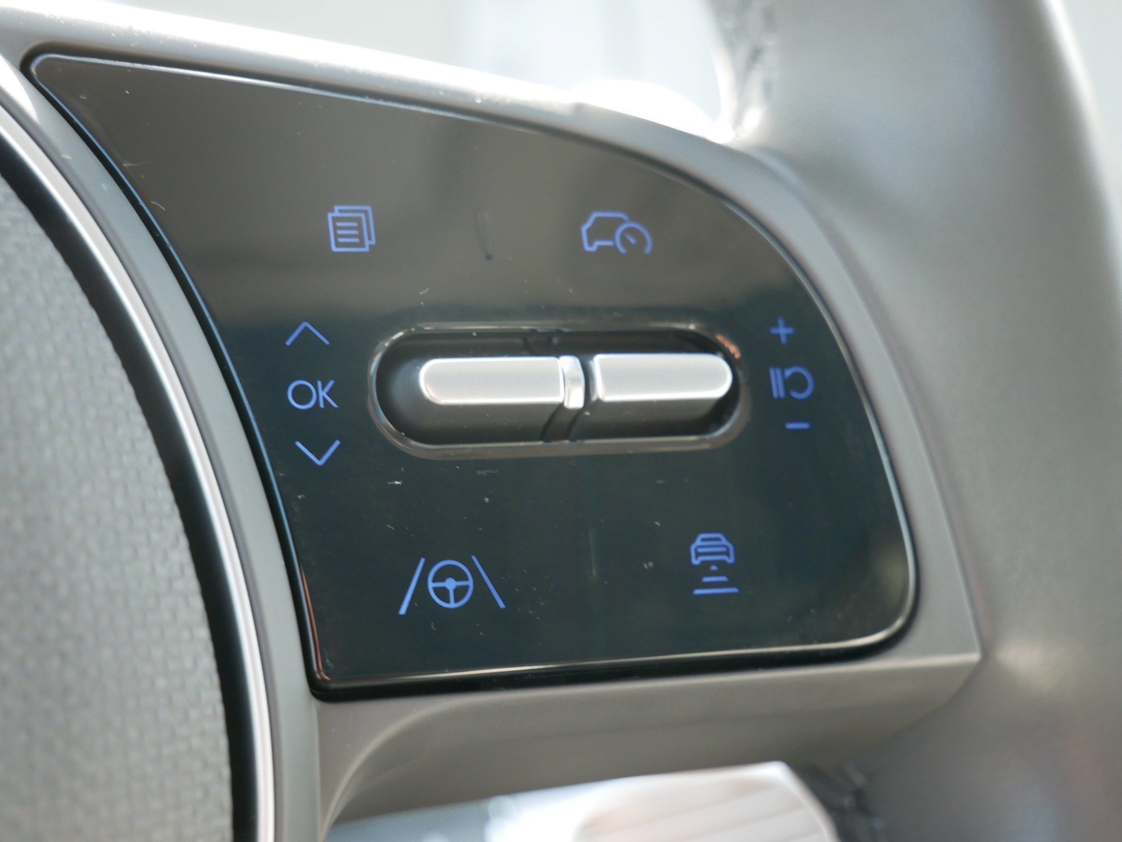 Certified 2024 Hyundai Ioniq 5 Limited AWD/4WD image 29