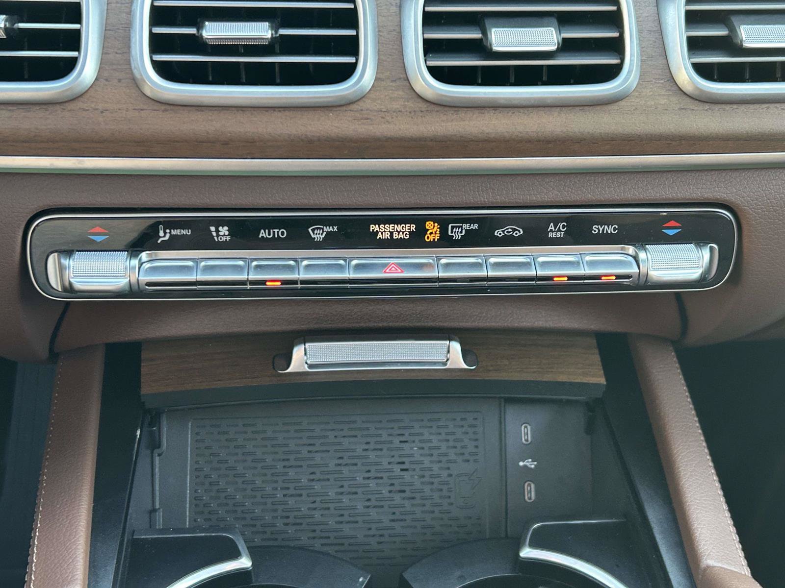 Certified 2025 Mercedes-Benz GLE 350 4MATIC image 33