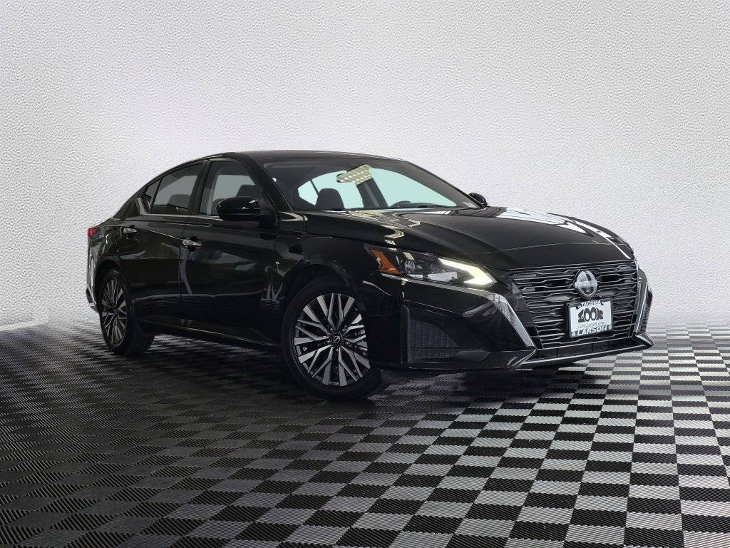 Used 2023 Nissan Altima 2.5 SV FWD image 1