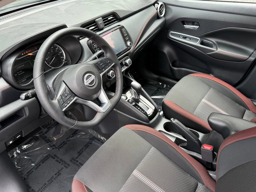 Certified 2025 Nissan Versa SR w/ Trunk Package FWD image 9